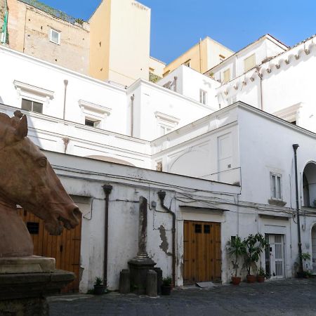 Suite & Luxury Rooms Palazzo Diomede Carafa Naples Exterior photo